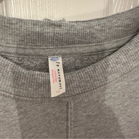 Ab Solute Sweatshirtrt Free People Movement Sweatshirt - Picture 4 of 4